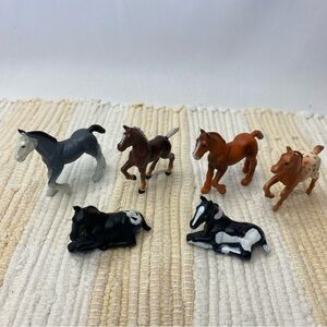 VTG 90-00's ERTL MINIATURE HORSE FIGURES SET 6 NYLON PLASTIC TOYS 1.75-2" USA